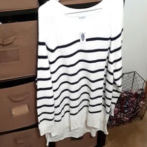 Old Navy sweater NWOT